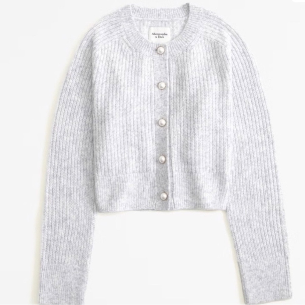 Abercrombie & Fitch Light Gray Ribbed Cropped Cardigan